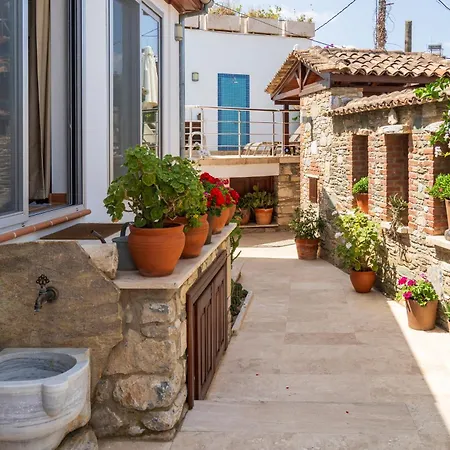 בית נופש Ionia House *